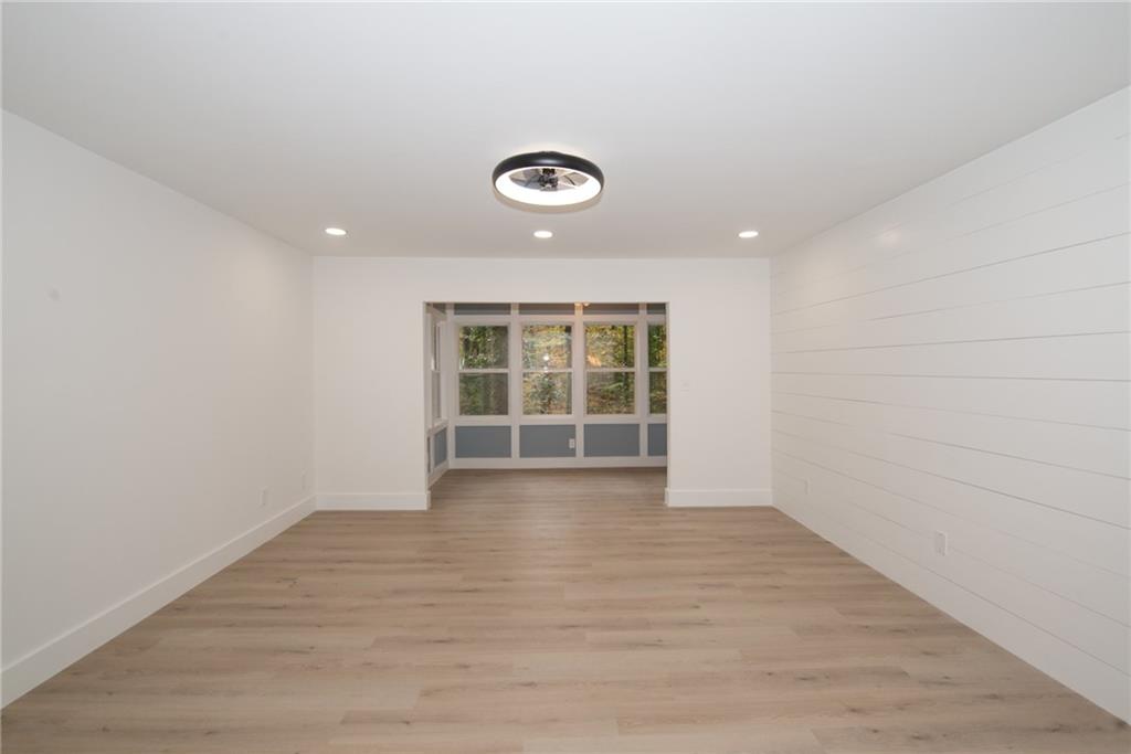 5143 Roswell Road Unit 2, Sandy Springs, Georgia 30342, 2 Bedrooms Bedrooms, ,2 BathroomsBathrooms,Residential,Sold,5143 Roswell Road Unit 2,7303460