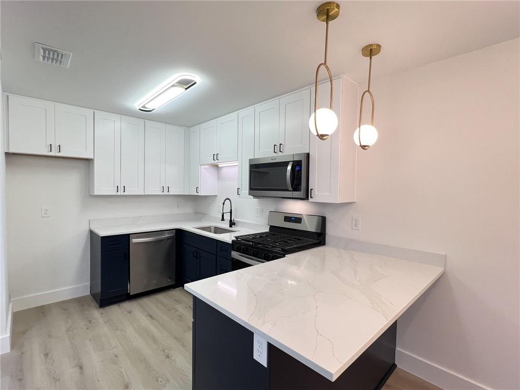 5143 Roswell Road Unit 2, Sandy Springs, Georgia 30342, 2 Bedrooms Bedrooms, ,2 BathroomsBathrooms,Residential,Sold,5143 Roswell Road Unit 2,7303460