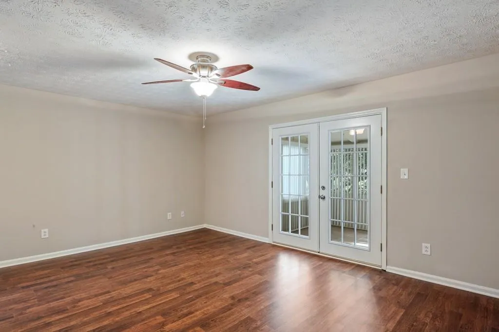 6700 Roswell Road Unit 16b, Sandy Springs, Georgia 30328, 2 Bedrooms Bedrooms, ,1 BathroomBathrooms,Residential,Sold,6700 Roswell Road Unit 16b,5738978