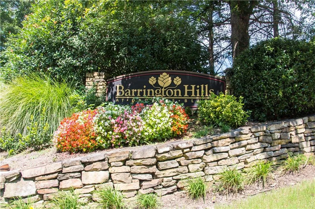 109 Barrington Hills Drive Unit 109, Sandy Springs, Georgia 30350, 2 Bedrooms Bedrooms, ,2 BathroomsBathrooms,Residential,Sold,109 Barrington Hills Drive Unit 109,5891746