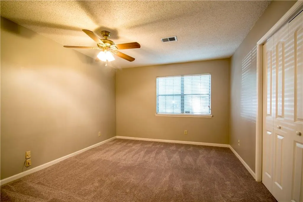 109 Barrington Hills Drive Unit 109, Sandy Springs, Georgia 30350, 2 Bedrooms Bedrooms, ,2 BathroomsBathrooms,Residential,Sold,109 Barrington Hills Drive Unit 109,5891746