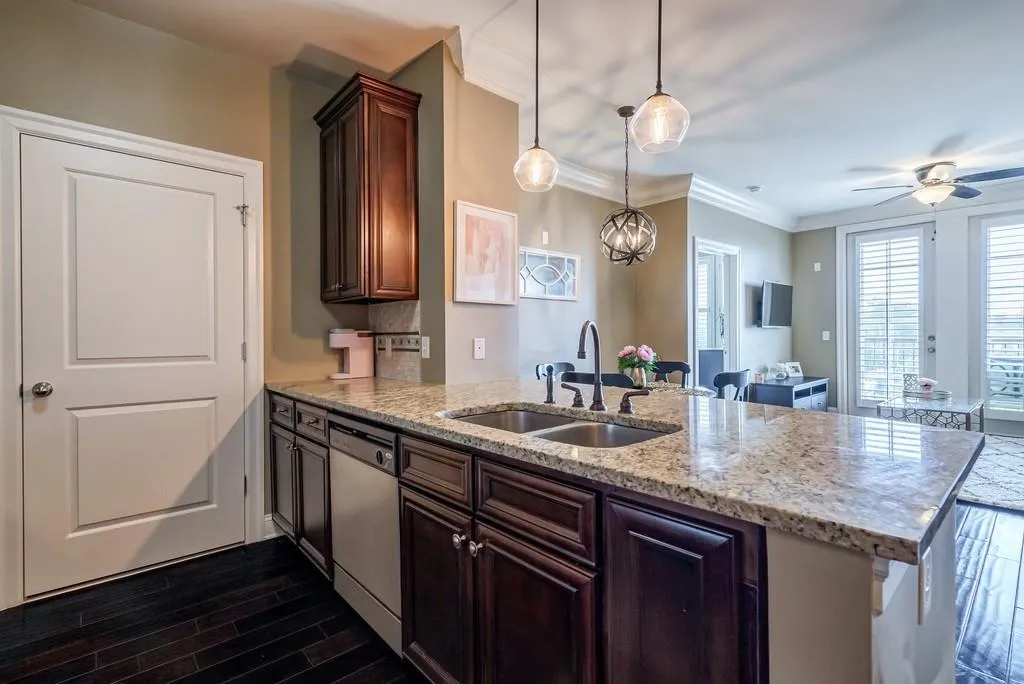 901 Abernathy Road Unit 6200, Sandy Springs, Georgia 30328, 2 Bedrooms Bedrooms, ,2 BathroomsBathrooms,Residential,Sold,901 Abernathy Road Unit 6200,6942402