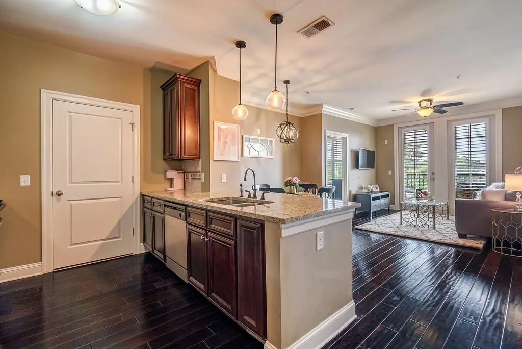 901 Abernathy Road Unit 6200, Sandy Springs, Georgia 30328, 2 Bedrooms Bedrooms, ,2 BathroomsBathrooms,Residential,Sold,901 Abernathy Road Unit 6200,6942402