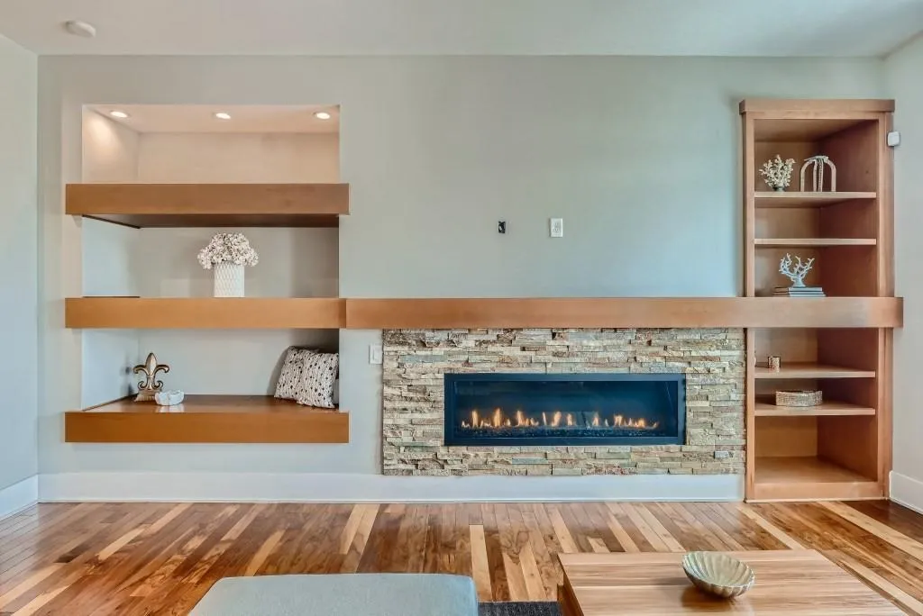 305 Alderwood Lane, Sandy Springs, Georgia 30328, 3 Bedrooms Bedrooms, ,3 BathroomsBathrooms,Residential,Sold,305 Alderwood Lane,7020149