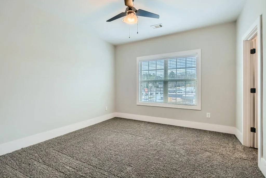 305 Alderwood Lane, Sandy Springs, Georgia 30328, 3 Bedrooms Bedrooms, ,3 BathroomsBathrooms,Residential,Sold,305 Alderwood Lane,7020149