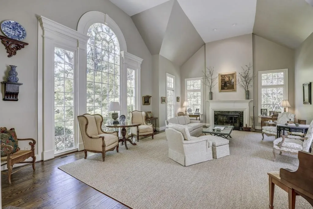 3777 Paces Ferry Road Nw, Atlanta, Georgia 30327, 5 Bedrooms Bedrooms, ,6 BathroomsBathrooms,Residential,Sold,3777 Paces Ferry Road Nw,6026129