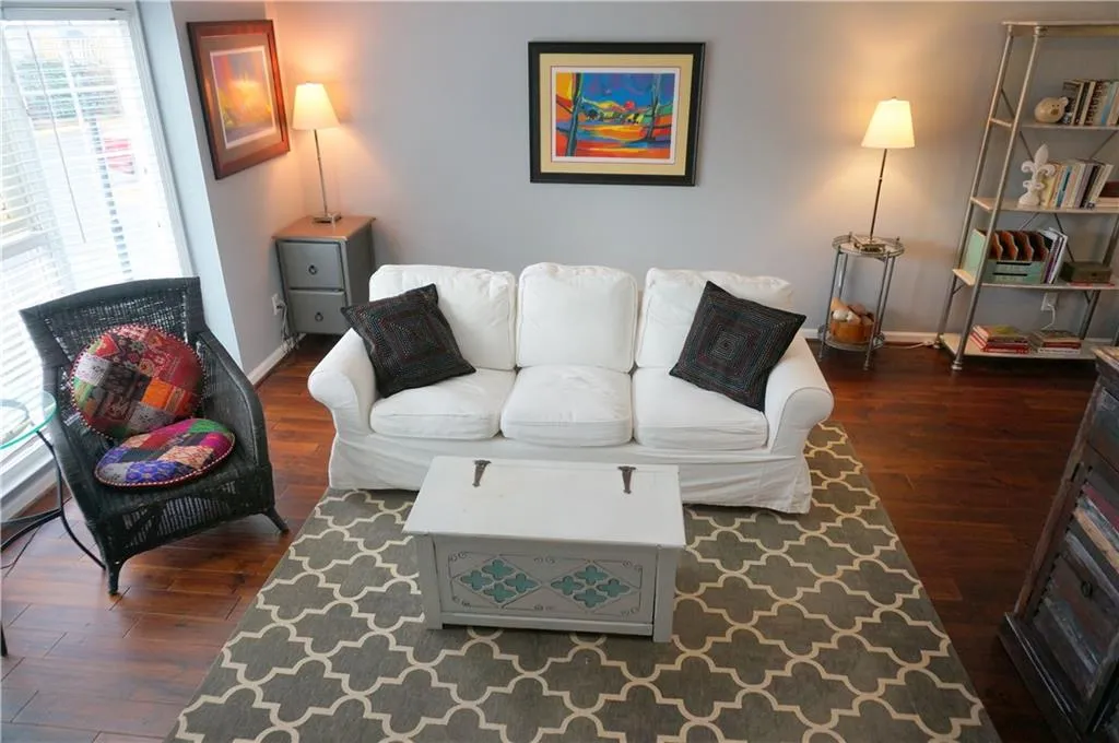 136 Peachtree Memorial Drive Nw Unit Nh-4, Atlanta, Georgia 30309, 2 Bedrooms Bedrooms, ,1 BathroomBathrooms,Residential,Sold,136 Peachtree Memorial Drive Nw Unit Nh-4,5825564