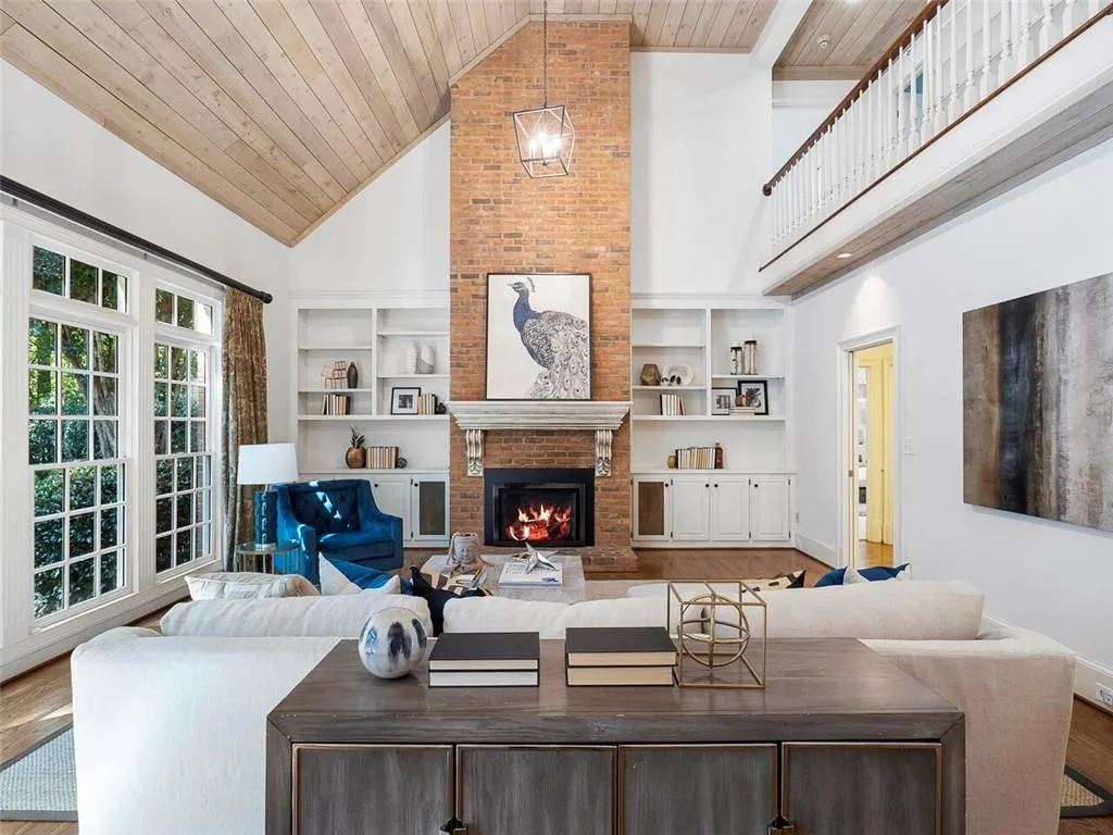 115 Old Stratton Chase, Atlanta, Georgia 30328, 6 Bedrooms Bedrooms, ,5 BathroomsBathrooms,Residential,Sold,115 Old Stratton Chase,6949505