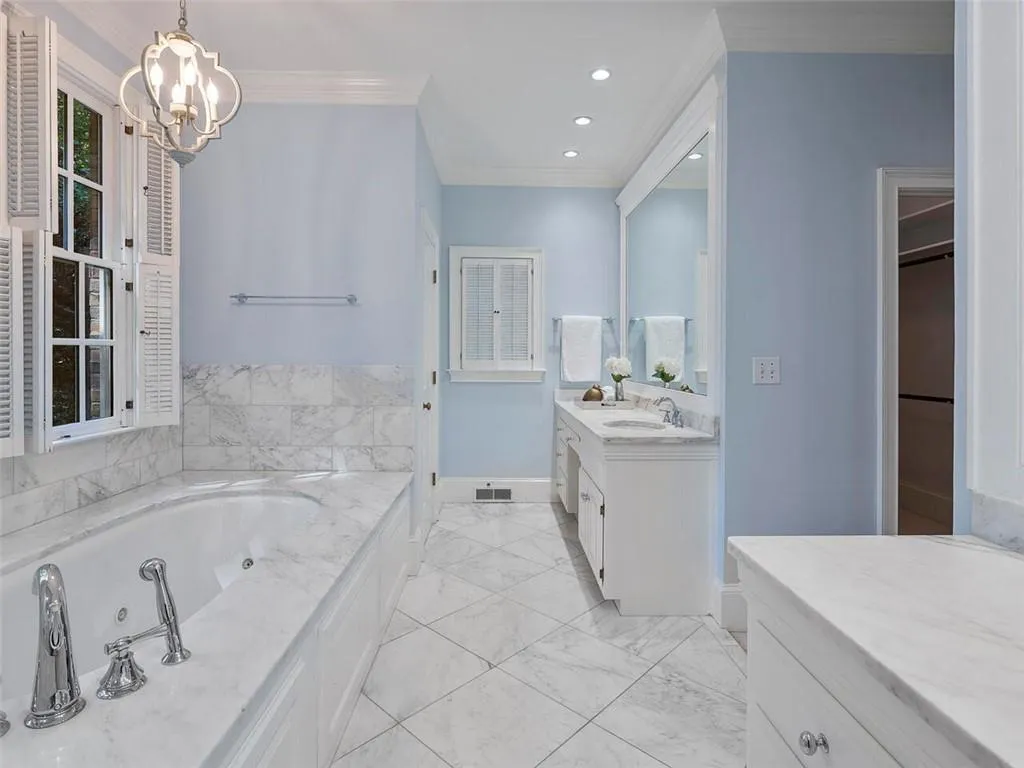 115 Old Stratton Chase, Atlanta, Georgia 30328, 6 Bedrooms Bedrooms, ,5 BathroomsBathrooms,Residential,Sold,115 Old Stratton Chase,6949505