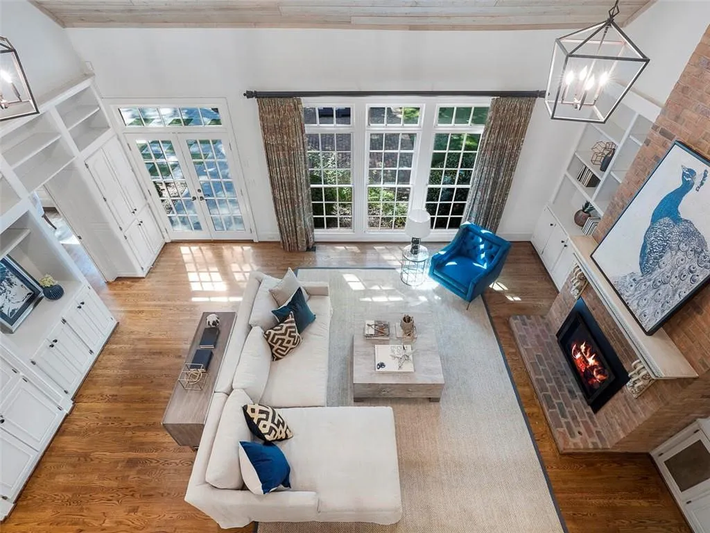 115 Old Stratton Chase, Atlanta, Georgia 30328, 6 Bedrooms Bedrooms, ,5 BathroomsBathrooms,Residential,Sold,115 Old Stratton Chase,6949505