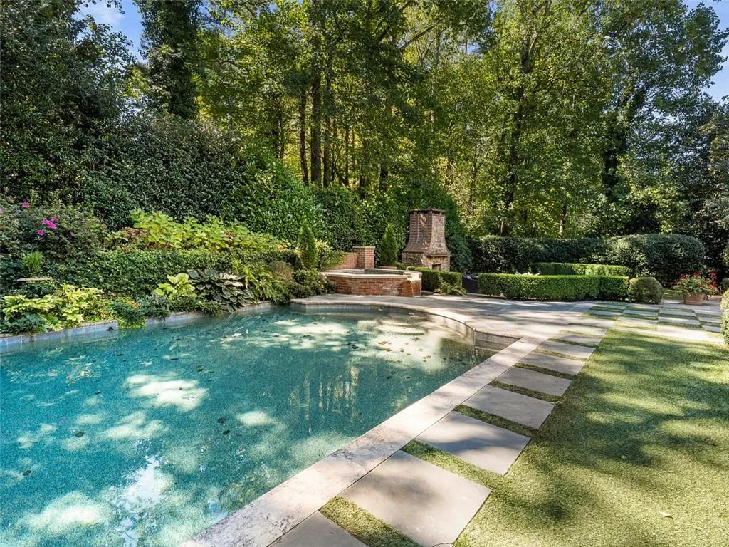 115 Old Stratton Chase, Atlanta, Georgia 30328, 6 Bedrooms Bedrooms, ,5 BathroomsBathrooms,Residential,Sold,115 Old Stratton Chase,6949505