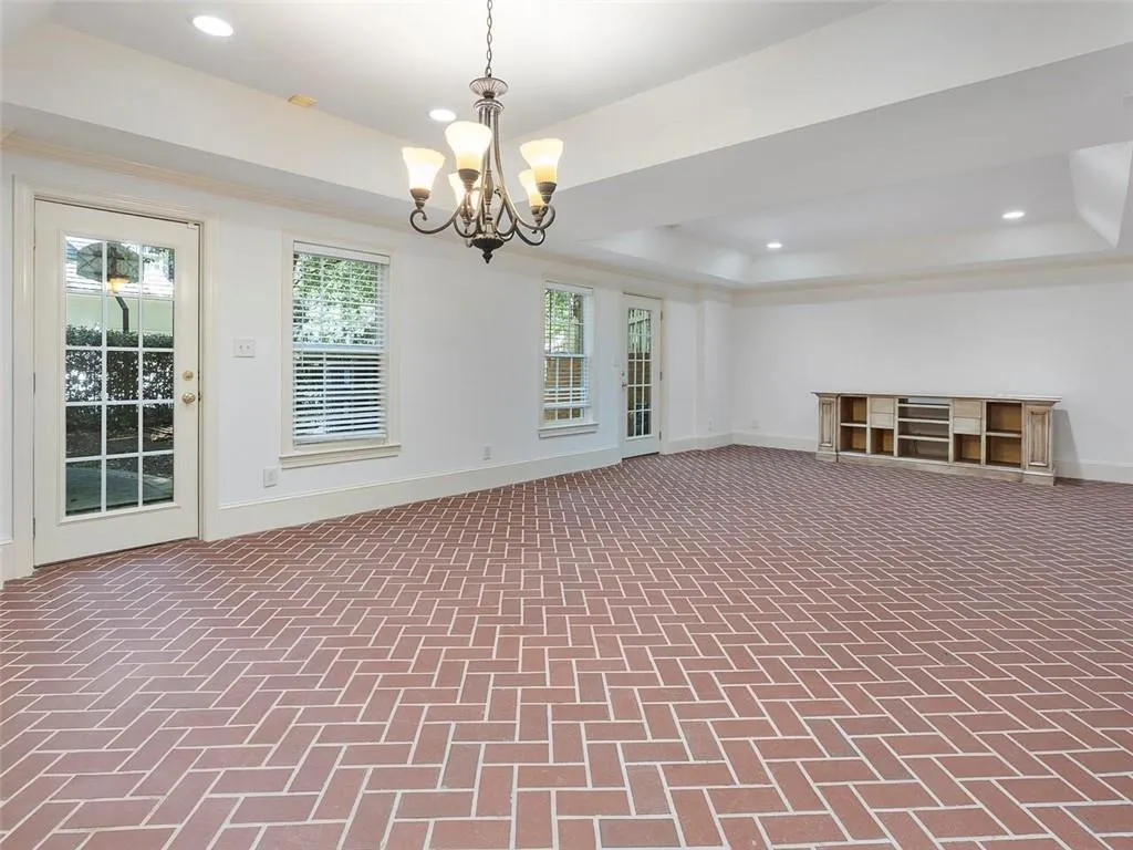 115 Old Stratton Chase, Atlanta, Georgia 30328, 6 Bedrooms Bedrooms, ,5 BathroomsBathrooms,Residential,Sold,115 Old Stratton Chase,6949505