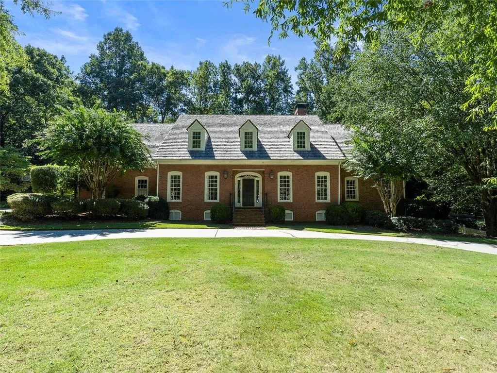 115 Old Stratton Chase, Atlanta, Georgia 30328, 6 Bedrooms Bedrooms, ,5 BathroomsBathrooms,Residential,Sold,115 Old Stratton Chase,6949505