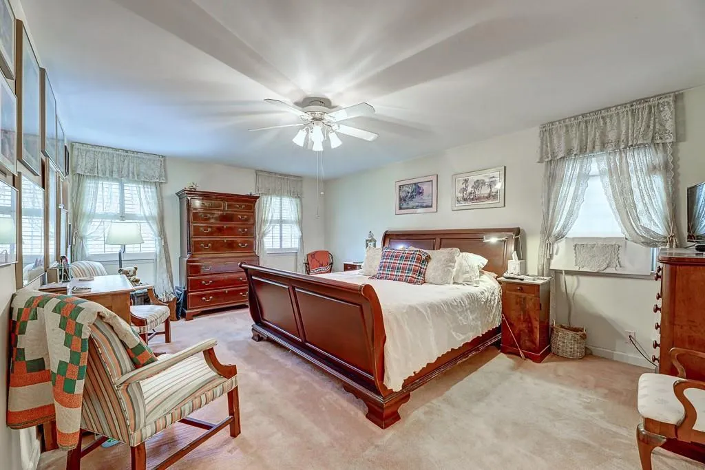 7545 Spalding Lane, Sandy Springs, Georgia 30350, 5 Bedrooms Bedrooms, ,2 BathroomsBathrooms,Residential,Sold,7545 Spalding Lane,6859799