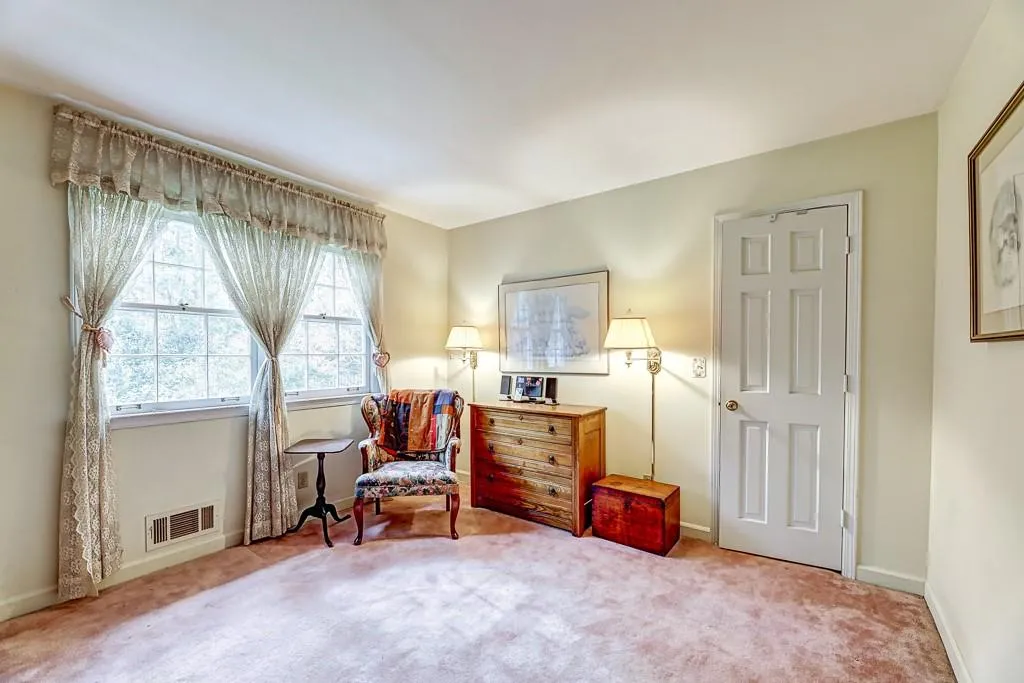 7545 Spalding Lane, Sandy Springs, Georgia 30350, 5 Bedrooms Bedrooms, ,2 BathroomsBathrooms,Residential,Sold,7545 Spalding Lane,6859799