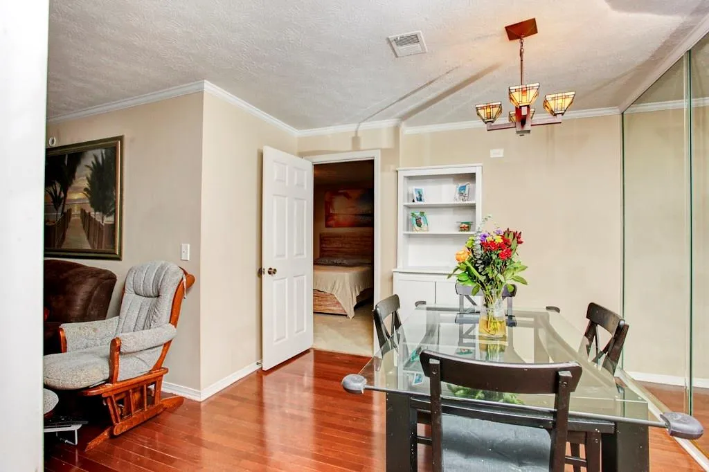 1309 Gettysburg Place, Sandy Springs, Georgia 30350, 2 Bedrooms Bedrooms, ,2 BathroomsBathrooms,Residential,Sold,1309 Gettysburg Place,5921326