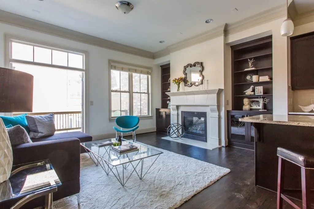 602 Ansley Circle Ne Unit 203, Atlanta, Georgia 30324, 3 Bedrooms Bedrooms, ,3 BathroomsBathrooms,Residential,Sold,602 Ansley Circle Ne Unit 203,5775273