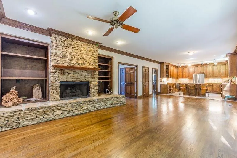 225 Wing Mill Road, Sandy Springs, Georgia 30350, 4 Bedrooms Bedrooms, ,3 BathroomsBathrooms,Residential,Sold,225 Wing Mill Road,6090080