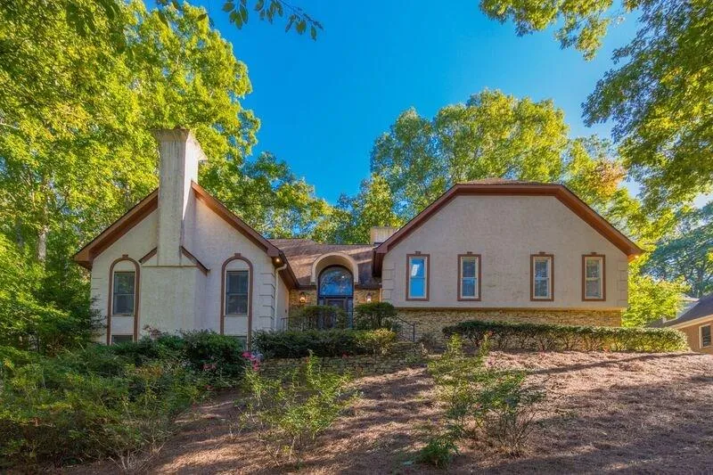 225 Wing Mill Road, Sandy Springs, Georgia 30350, 4 Bedrooms Bedrooms, ,3 BathroomsBathrooms,Residential,Sold,225 Wing Mill Road,6090080