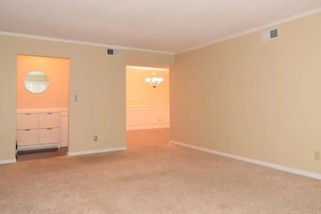 6851 Roswell Road Unit H15, Sandy Springs, Georgia 30328, 3 Bedrooms Bedrooms, ,2 BathroomsBathrooms,Residential,Sold,6851 Roswell Road Unit H15,5940735