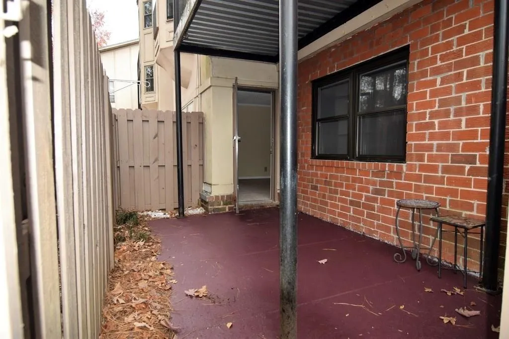 6851 Roswell Road Unit H15, Sandy Springs, Georgia 30328, 3 Bedrooms Bedrooms, ,2 BathroomsBathrooms,Residential,Sold,6851 Roswell Road Unit H15,5940735