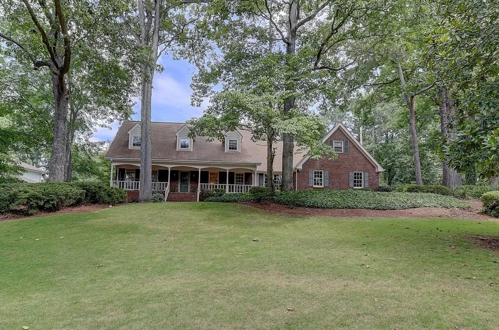 7191 Twin Branch Court, Sandy Springs, Georgia 30328, 4 Bedrooms Bedrooms, ,3 BathroomsBathrooms,Residential,Sold,7191 Twin Branch Court,5716227