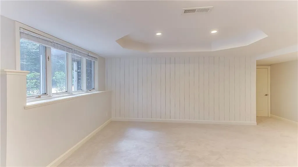 990 Riverside Trace, Atlanta, Georgia 30328, 6 Bedrooms Bedrooms, ,5 BathroomsBathrooms,Residential,Sold,990 Riverside Trace,6565869