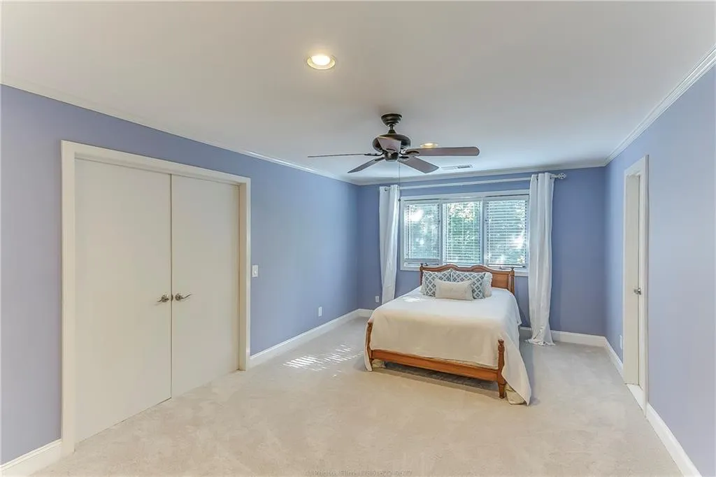 990 Riverside Trace, Atlanta, Georgia 30328, 6 Bedrooms Bedrooms, ,5 BathroomsBathrooms,Residential,Sold,990 Riverside Trace,6565869