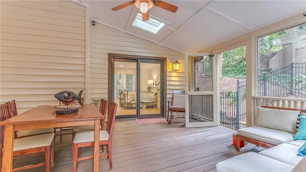 990 Riverside Trace, Atlanta, Georgia 30328, 6 Bedrooms Bedrooms, ,5 BathroomsBathrooms,Residential,Sold,990 Riverside Trace,6565869