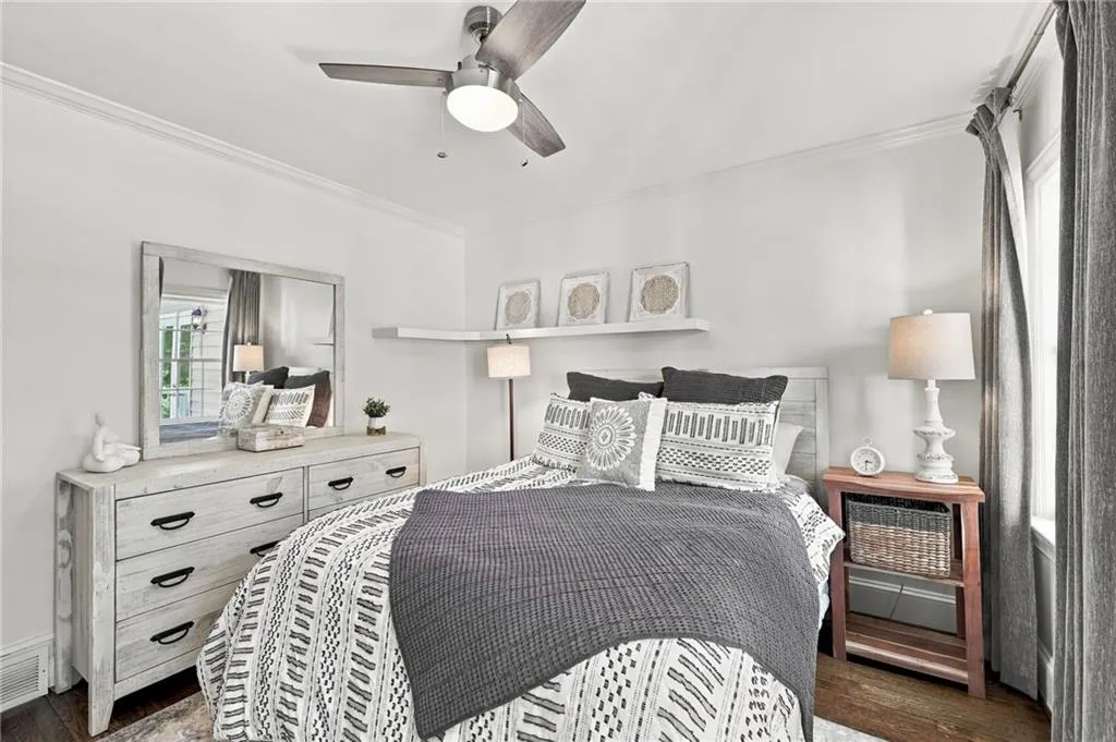 656 Darlington Road Ne, Atlanta, Georgia 30305, 3 Bedrooms Bedrooms, 0 ,2 BathroomsBathrooms,Residential,For Sale,656 Darlington Road Ne,7837946