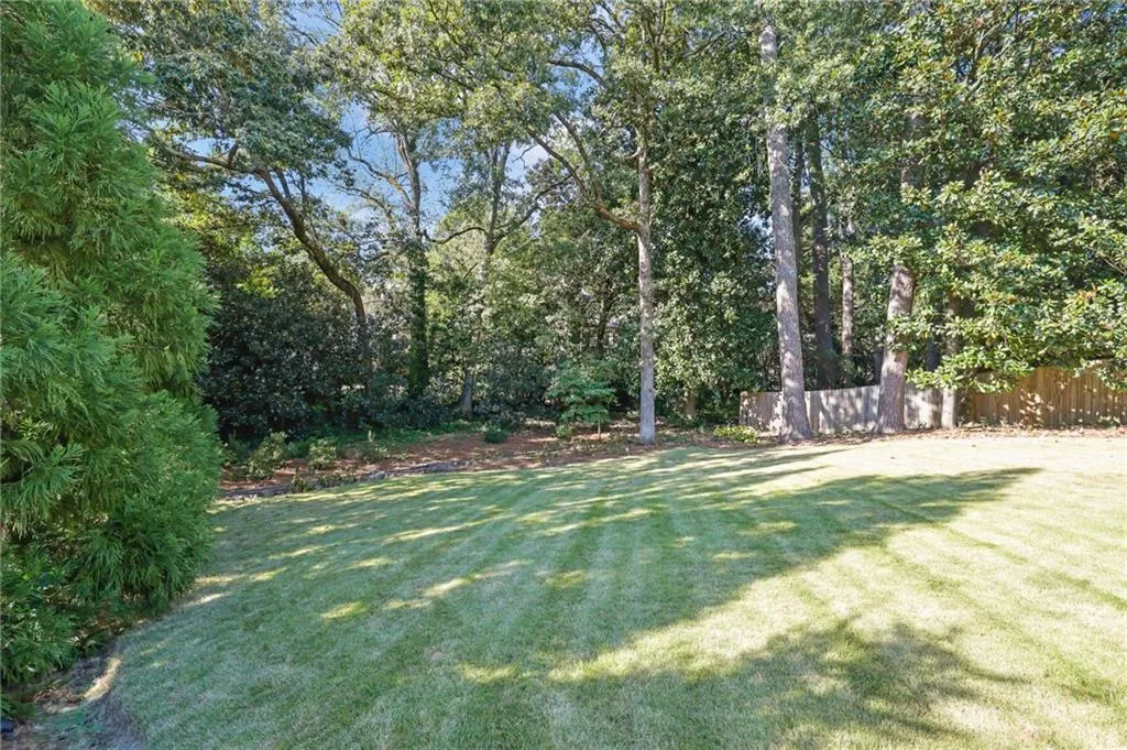 656 Darlington Road Ne, Atlanta, Georgia 30305, 3 Bedrooms Bedrooms, 0 ,2 BathroomsBathrooms,Residential,For Sale,656 Darlington Road Ne,7837946