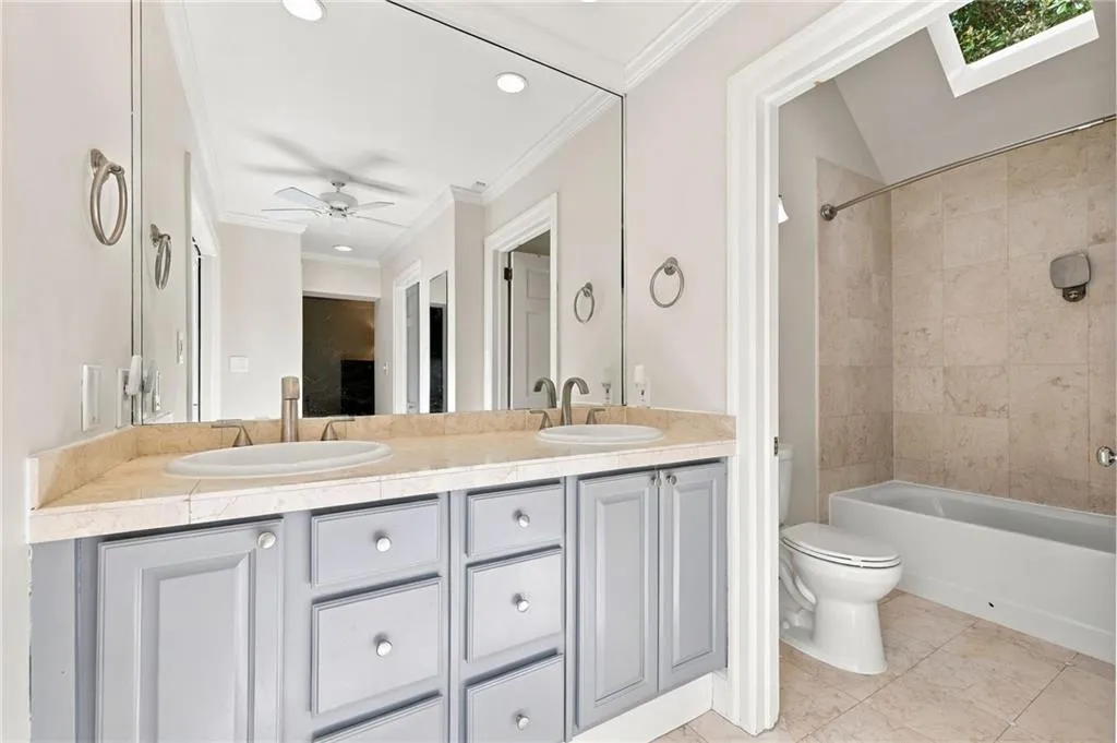 656 Darlington Road Ne, Atlanta, Georgia 30305, 3 Bedrooms Bedrooms, 0 ,2 BathroomsBathrooms,Residential,For Sale,656 Darlington Road Ne,7837946