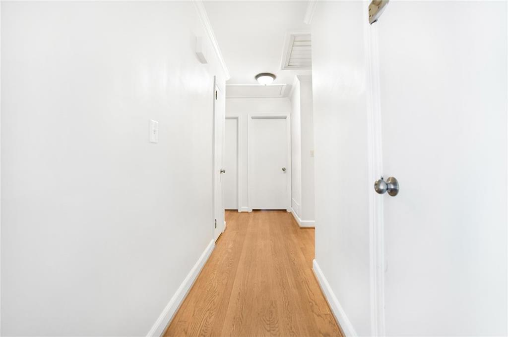 636 PAULEY Place, Sandy Springs, Georgia 30328, 3 Bedrooms Bedrooms, ,2 BathroomsBathrooms,Residential,Sold,636 PAULEY Place,7308242