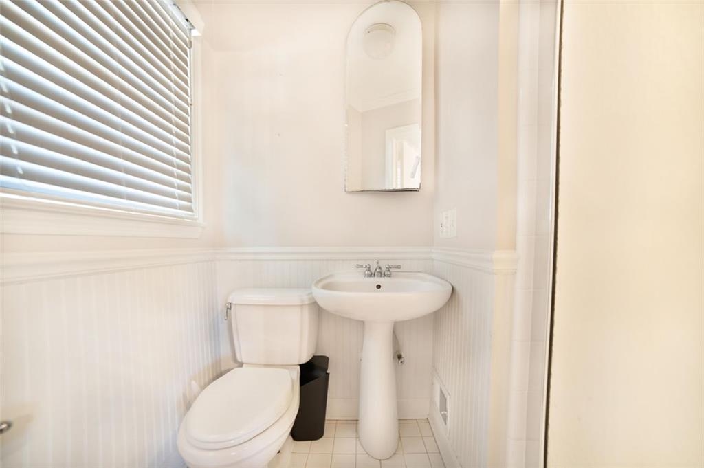 636 PAULEY Place, Sandy Springs, Georgia 30328, 3 Bedrooms Bedrooms, ,2 BathroomsBathrooms,Residential,Sold,636 PAULEY Place,7308242