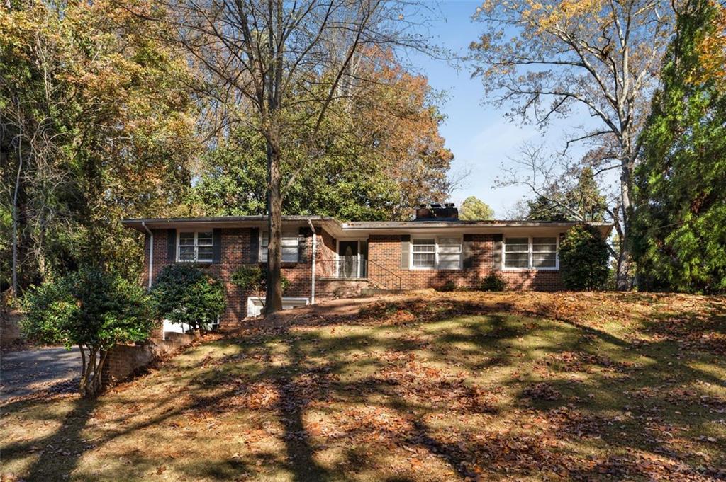 636 PAULEY Place, Sandy Springs, Georgia 30328, 3 Bedrooms Bedrooms, ,2 BathroomsBathrooms,Residential,Sold,636 PAULEY Place,7308242