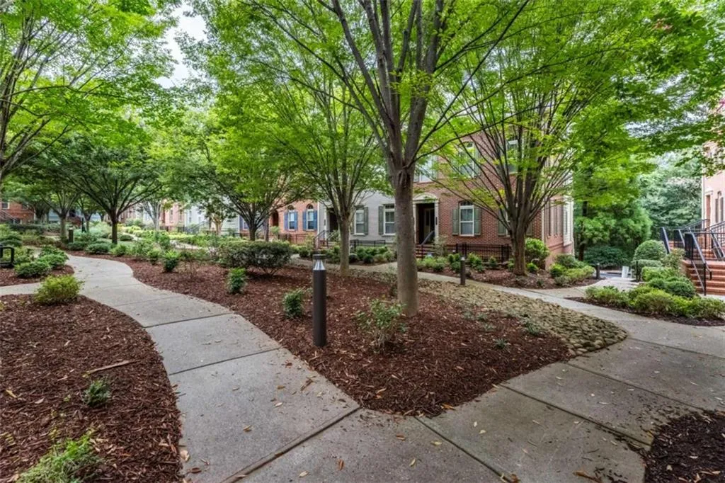 853 Perennial Drive, Atlanta, Georgia 30328, 3 Bedrooms Bedrooms, ,2 BathroomsBathrooms,Residential,For Sale,853 Perennial Drive,7625273