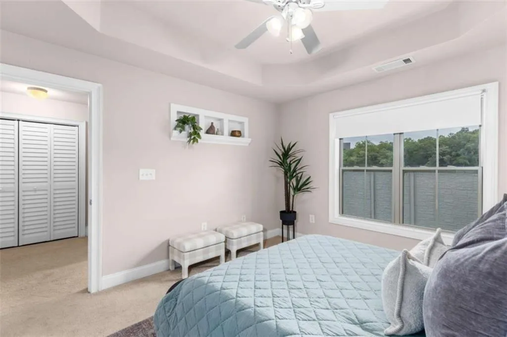853 Perennial Drive, Atlanta, Georgia 30328, 3 Bedrooms Bedrooms, ,2 BathroomsBathrooms,Residential,For Sale,853 Perennial Drive,7625273