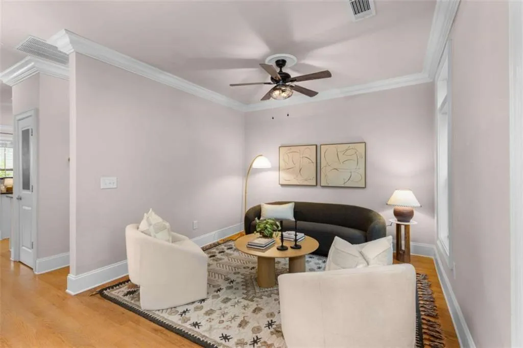 853 Perennial Drive, Atlanta, Georgia 30328, 3 Bedrooms Bedrooms, ,2 BathroomsBathrooms,Residential,For Sale,853 Perennial Drive,7625273