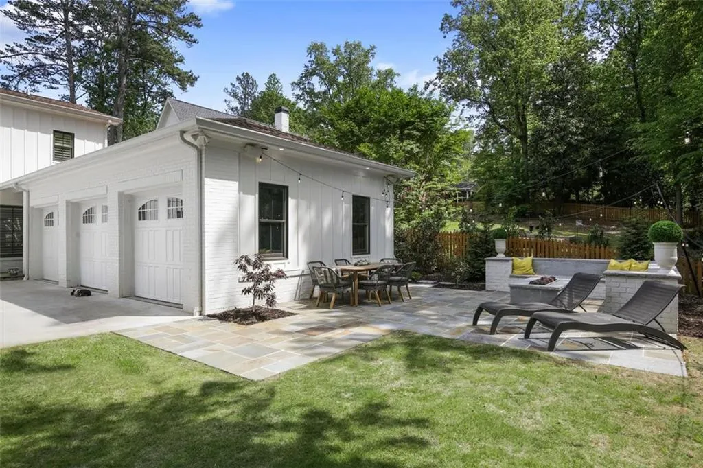 6860 Heathfield Drive Nw, Sandy Springs, Georgia 30328, 5 Bedrooms Bedrooms, ,5 BathroomsBathrooms,Residential,Sold,6860 Heathfield Drive Nw,7479735