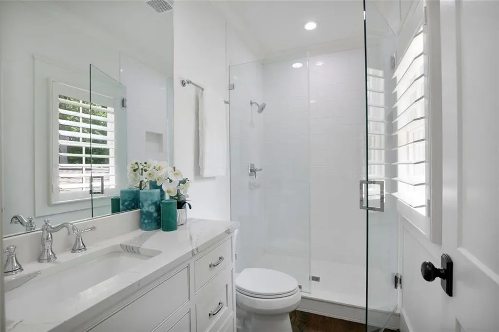 6860 Heathfield Drive Nw, Sandy Springs, Georgia 30328, 5 Bedrooms Bedrooms, ,5 BathroomsBathrooms,Residential,Sold,6860 Heathfield Drive Nw,7479735