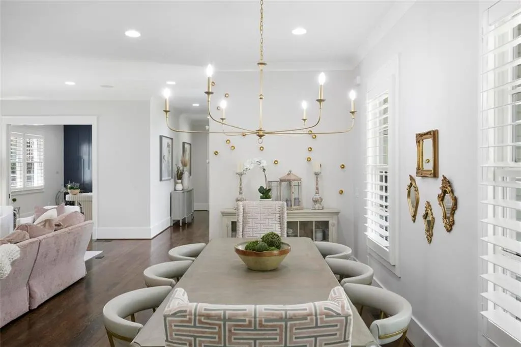 6860 Heathfield Drive Nw, Sandy Springs, Georgia 30328, 5 Bedrooms Bedrooms, ,5 BathroomsBathrooms,Residential,Sold,6860 Heathfield Drive Nw,7479735