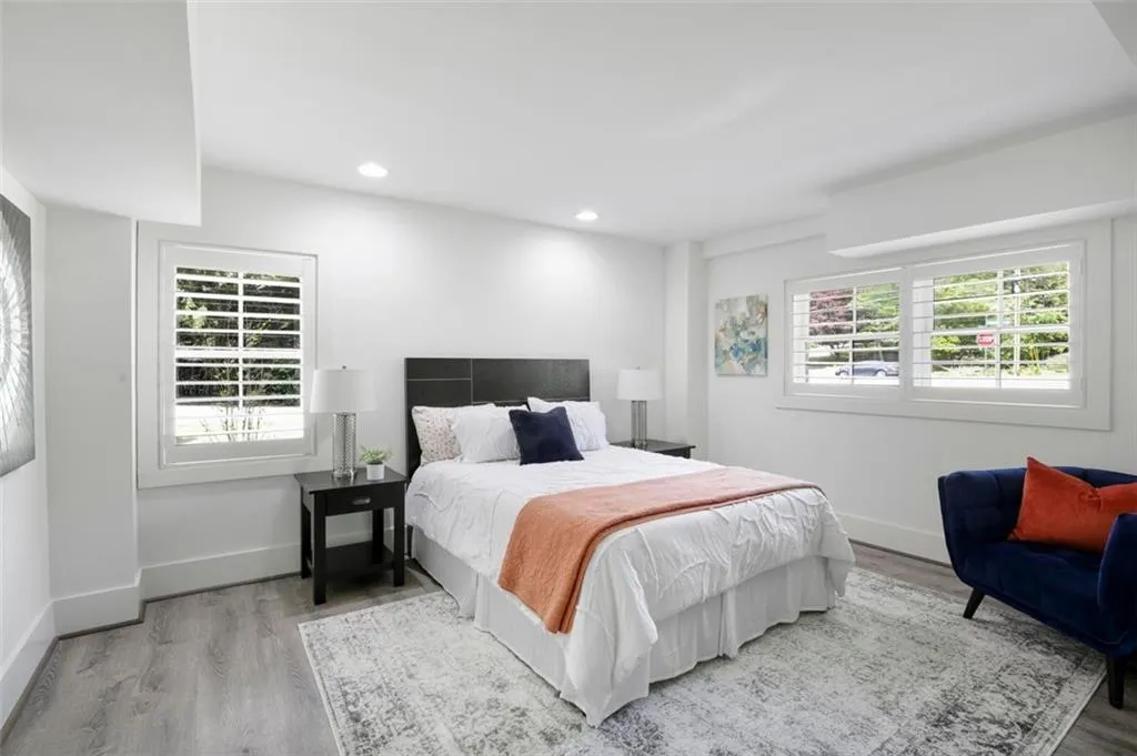 6860 Heathfield Drive Nw, Sandy Springs, Georgia 30328, 5 Bedrooms Bedrooms, ,5 BathroomsBathrooms,Residential,Sold,6860 Heathfield Drive Nw,7479735