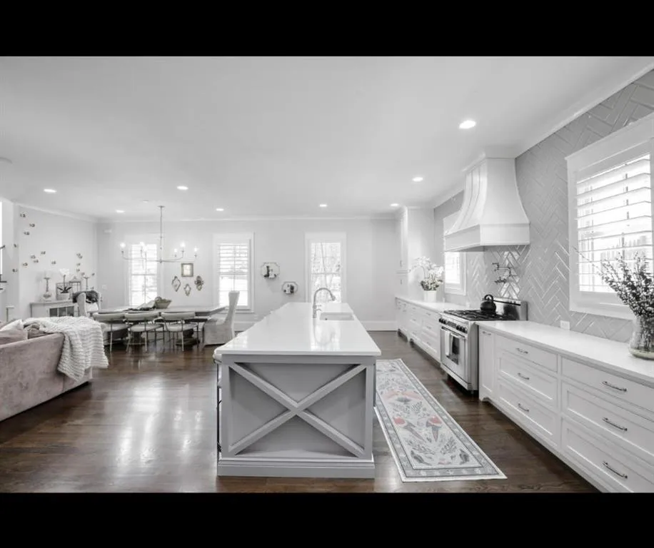 6860 Heathfield Drive Nw, Sandy Springs, Georgia 30328, 5 Bedrooms Bedrooms, ,5 BathroomsBathrooms,Residential,Sold,6860 Heathfield Drive Nw,7479735