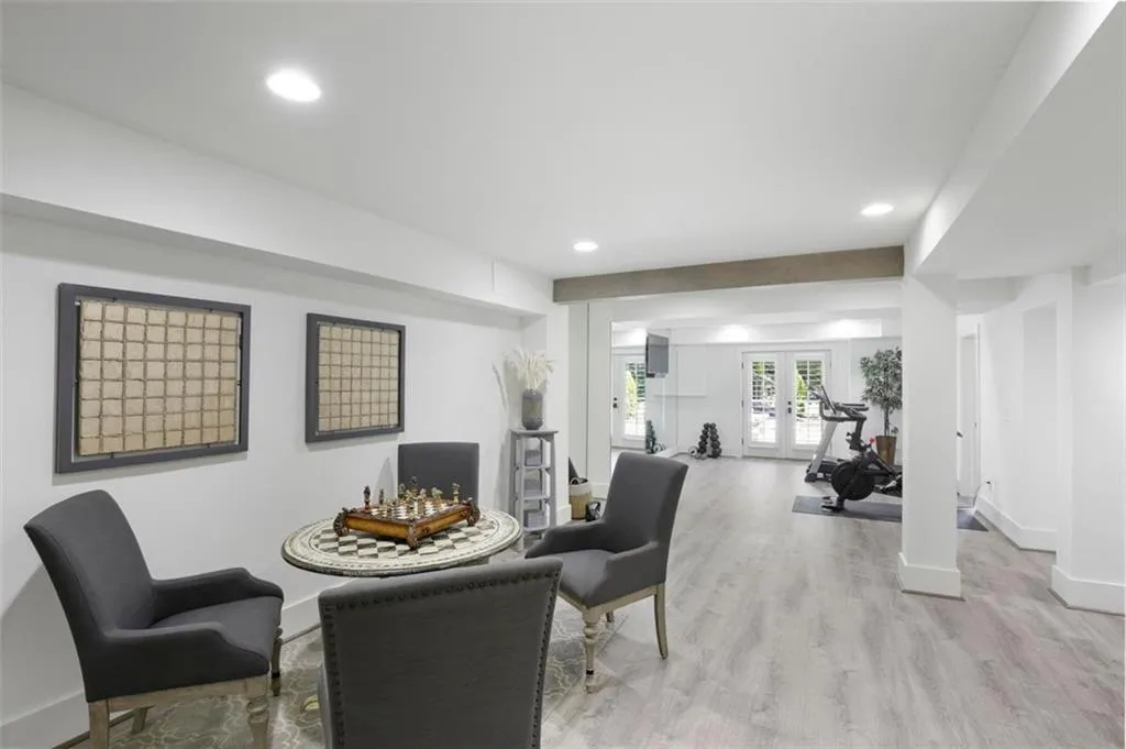 6860 Heathfield Drive Nw, Sandy Springs, Georgia 30328, 5 Bedrooms Bedrooms, ,5 BathroomsBathrooms,Residential,Sold,6860 Heathfield Drive Nw,7479735