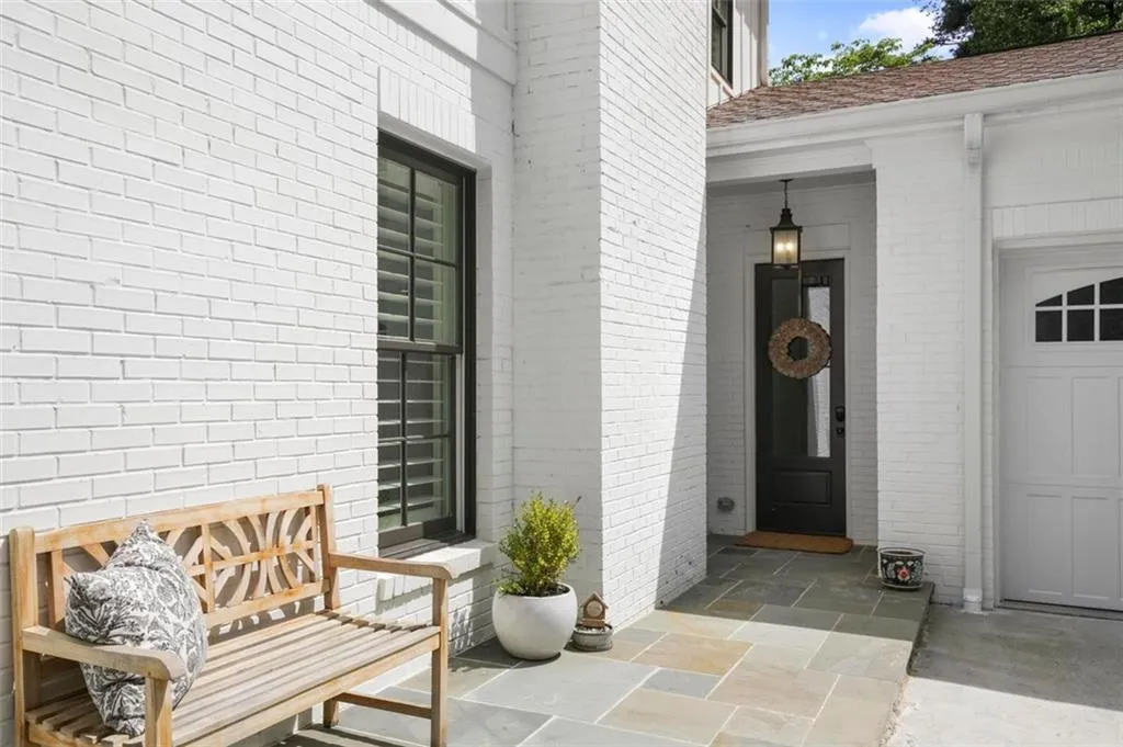 6860 Heathfield Drive Nw, Sandy Springs, Georgia 30328, 5 Bedrooms Bedrooms, ,5 BathroomsBathrooms,Residential,Sold,6860 Heathfield Drive Nw,7479735