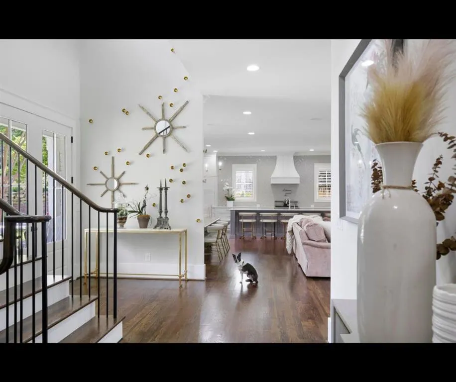 6860 Heathfield Drive Nw, Sandy Springs, Georgia 30328, 5 Bedrooms Bedrooms, ,5 BathroomsBathrooms,Residential,Sold,6860 Heathfield Drive Nw,7479735