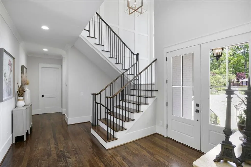 6860 Heathfield Drive Nw, Sandy Springs, Georgia 30328, 5 Bedrooms Bedrooms, ,5 BathroomsBathrooms,Residential,Sold,6860 Heathfield Drive Nw,7479735