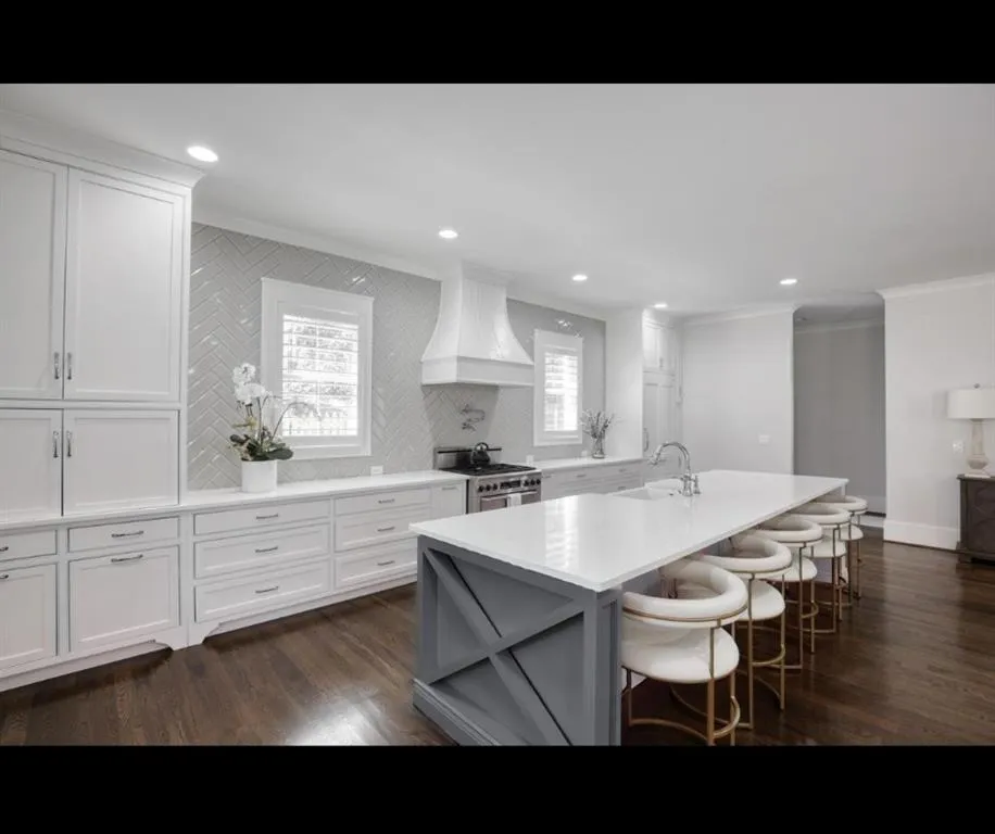 6860 Heathfield Drive Nw, Sandy Springs, Georgia 30328, 5 Bedrooms Bedrooms, ,5 BathroomsBathrooms,Residential,Sold,6860 Heathfield Drive Nw,7479735