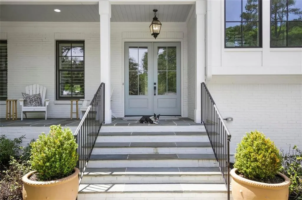 6860 Heathfield Drive Nw, Sandy Springs, Georgia 30328, 5 Bedrooms Bedrooms, ,5 BathroomsBathrooms,Residential,Sold,6860 Heathfield Drive Nw,7479735