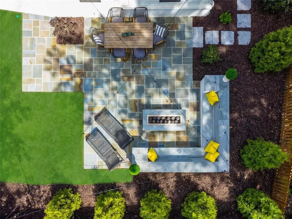 6860 Heathfield Drive Nw, Sandy Springs, Georgia 30328, 5 Bedrooms Bedrooms, ,5 BathroomsBathrooms,Residential,Sold,6860 Heathfield Drive Nw,7479735